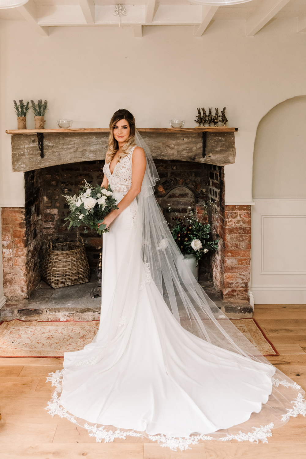 https://www.lynseydoranphotography.com/wp-content/uploads/2020/01/Leeds-Wedding-Photographers