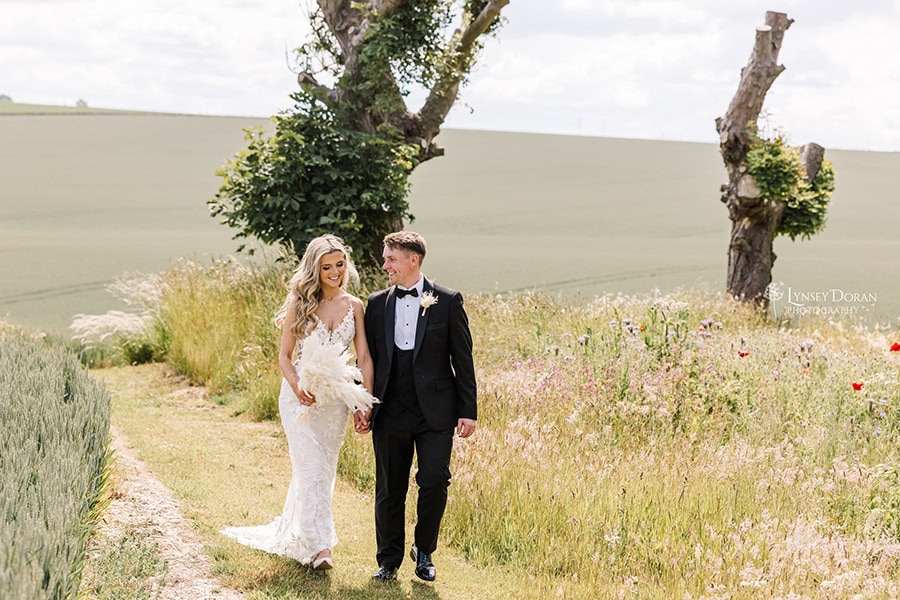 wold view farm hull wedding photographers