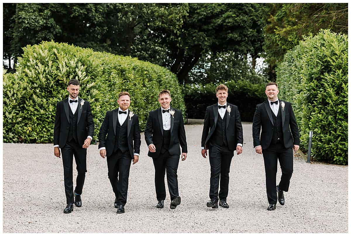 Groomsmen arriving at wold view farm